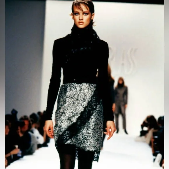 Bill Blass Fall 1996 long sleeve mini dress